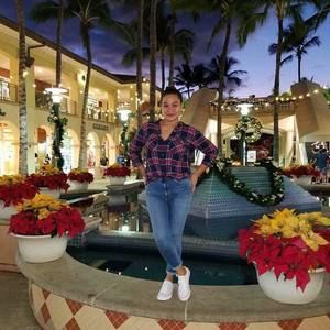 Meet your Posher, Christine